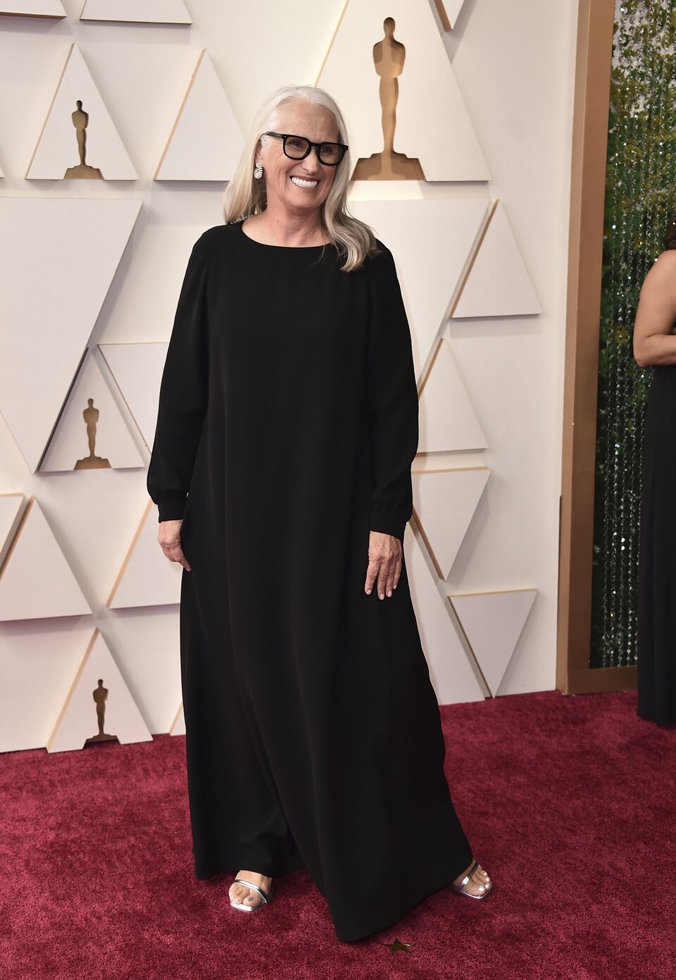 Jane Campion en la alfombra roja de los Oscar 2022