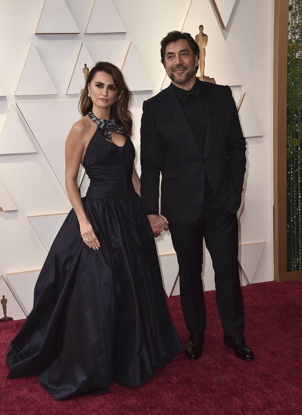 Penélope Cruz y Javier Bardem en la alfombra roja de los Oscar 2022