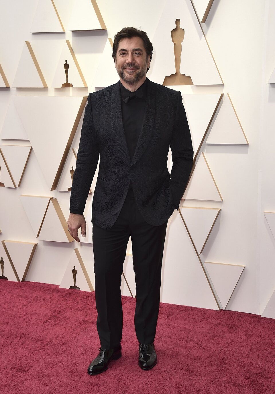 Javier Bardem en la alfombra roja de los Oscar 2022