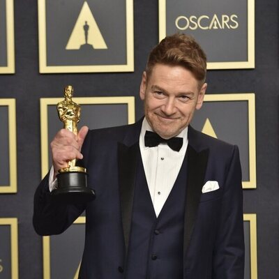 Kenneth Branagh, ganador del Oscar al mejor guion original por 'Belfast'