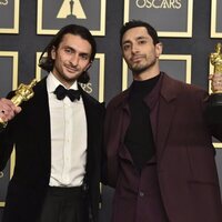 Riz Ahmed y Aneil Karia, ganadores del Oscar al mejor cortometraje por 'The Long Goodbye'