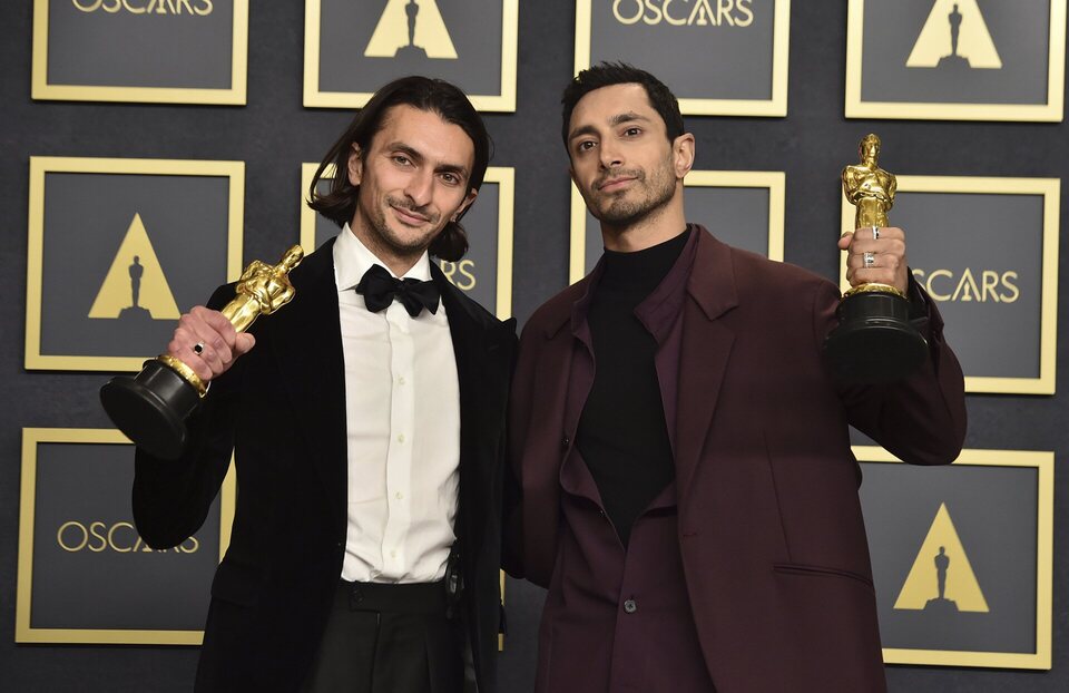 Riz Ahmed y Aneil Karia, ganadores del Oscar al mejor cortometraje por 'The Long Goodbye'