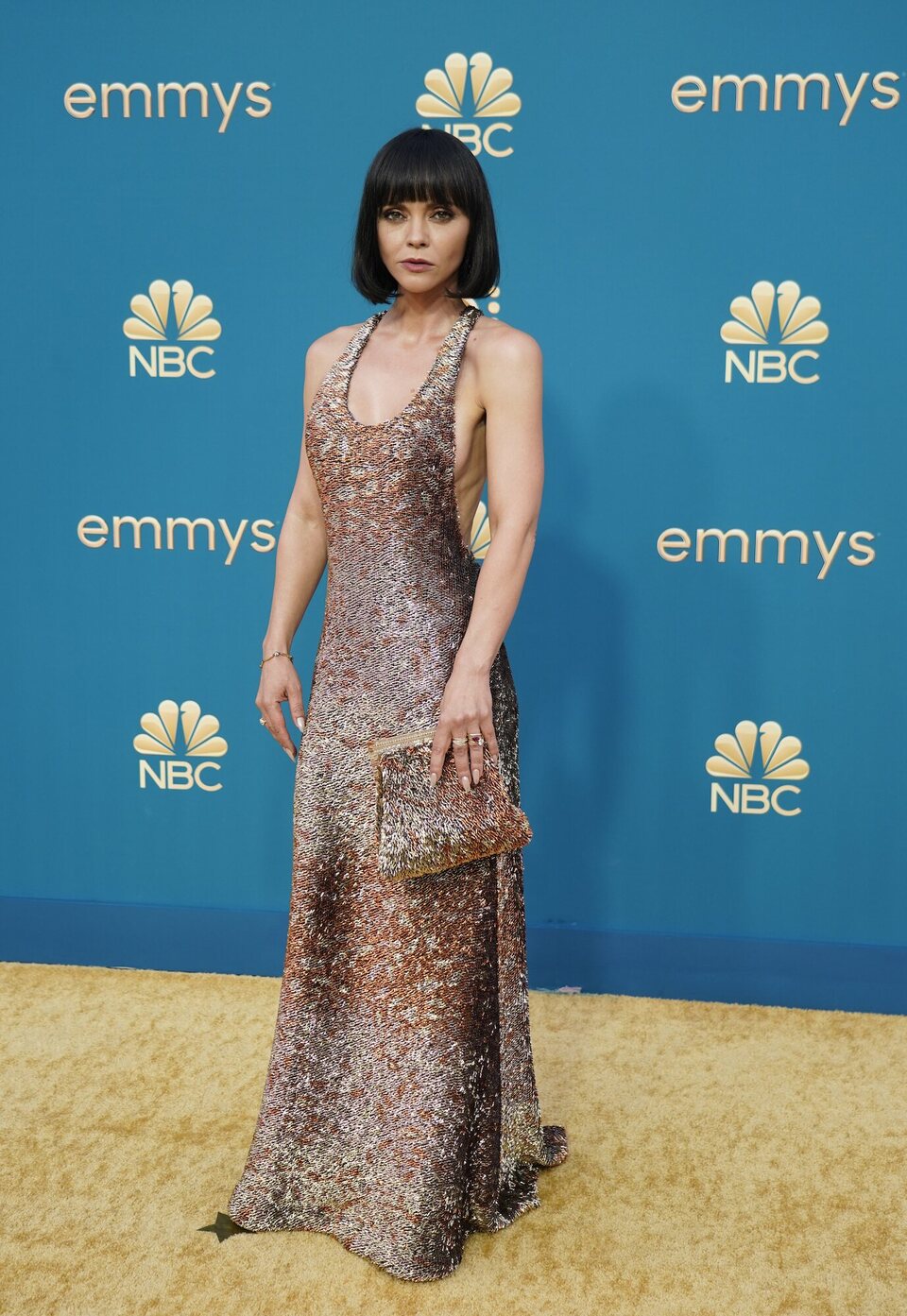 Christina Ricci en la alfombra roja de los Emmy 2022