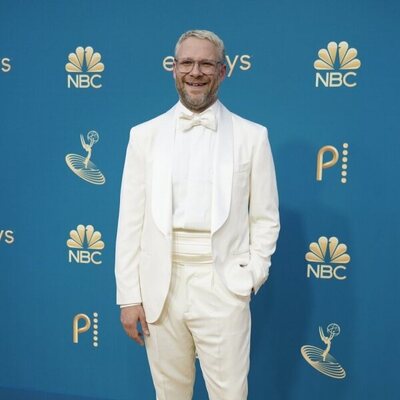 Seth Rogen en la alfombra roja de los Emmy 2022