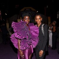 Danai Gurira y Letitia Wright en la premiere mundial de 'Black Panther: Wakanda Forever'