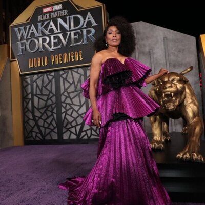 Angela Bassett en la premiere de 'Black Panther: Wakanda Forever'