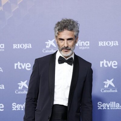 Leonardo Sbaraglia en la alfombra azul de los Goya 2023