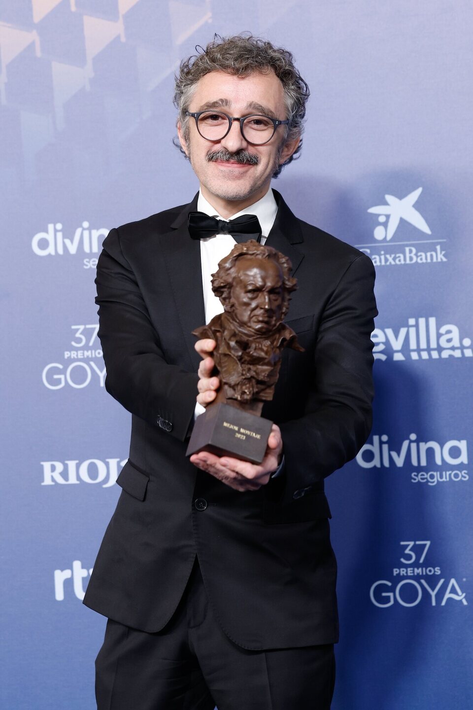 Alberto del Campo en la alfombra de ganadores de los Goya 2023