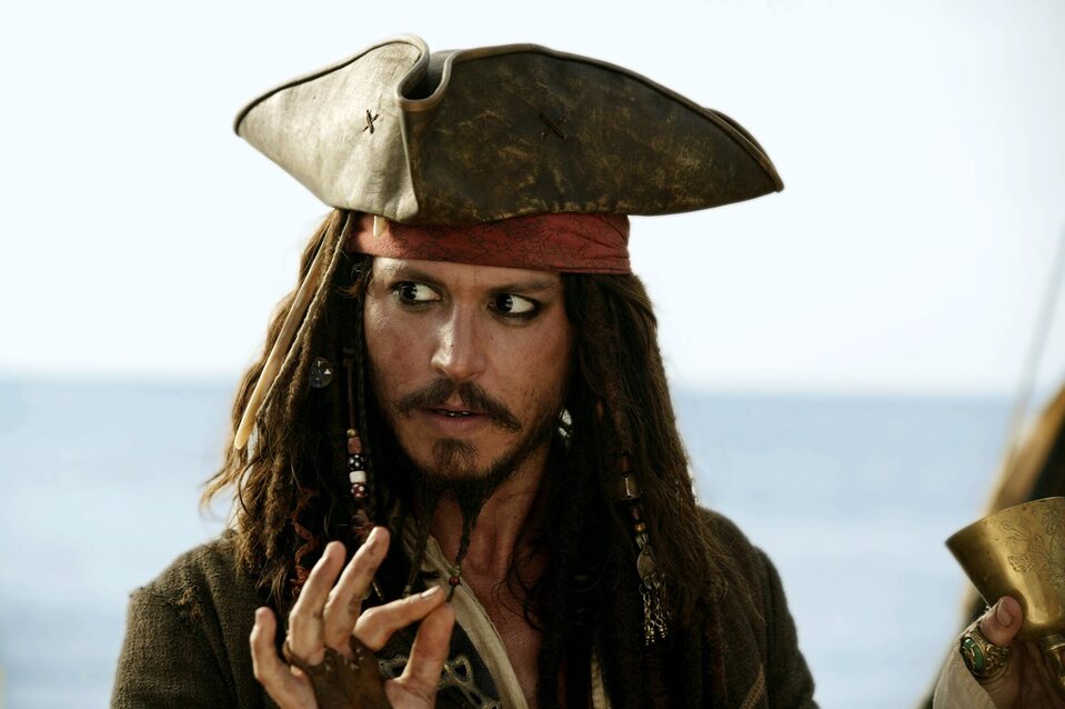 Johnny Depp como el capitán Jack Sparrow