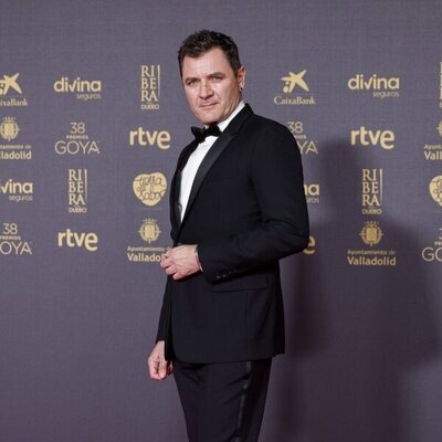 Alex Brendemuhl llega a la alfombra roja de los Goya 2024