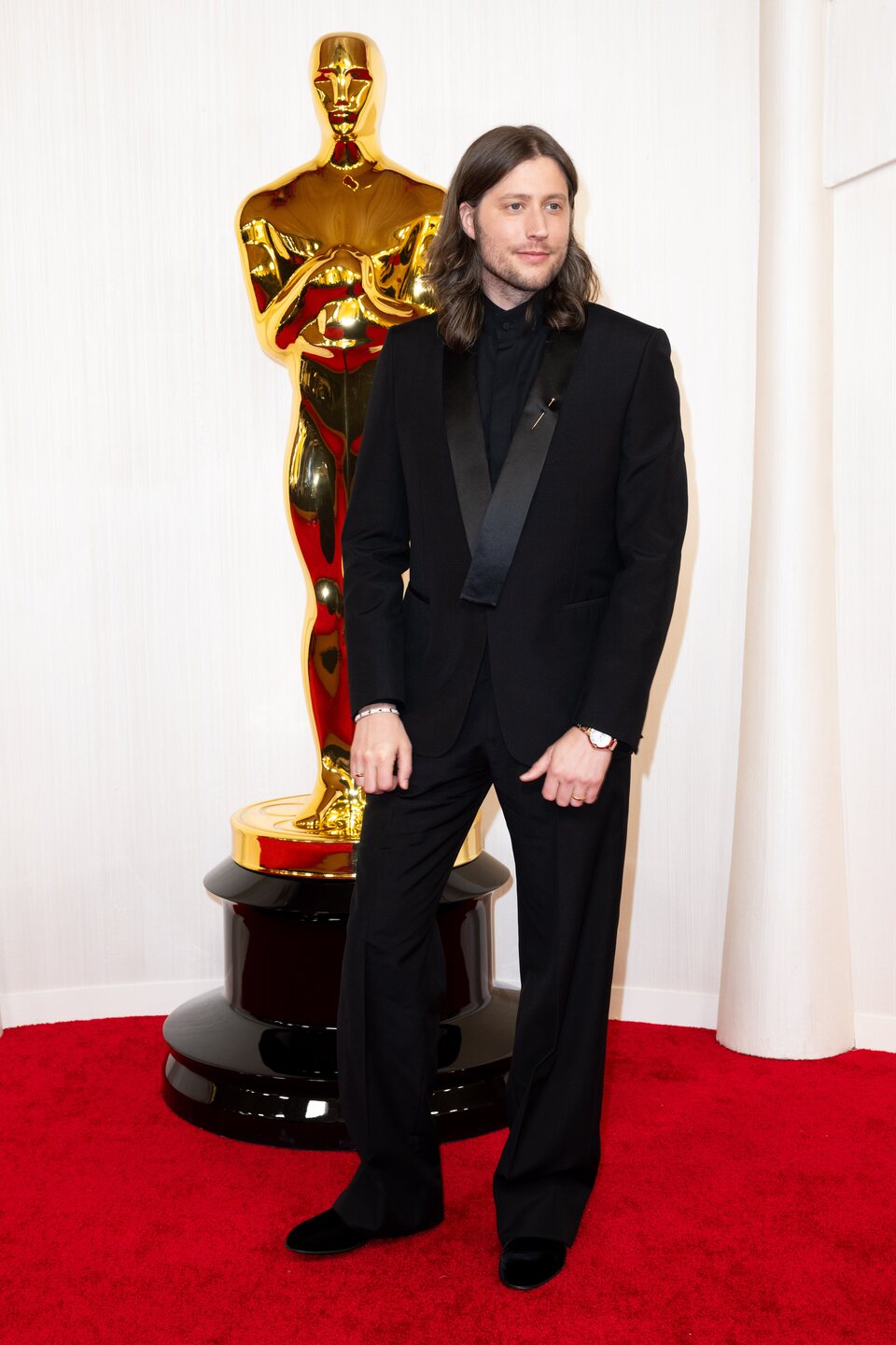 Ludwig Göransson en la alfombra roja de los Oscar 2024