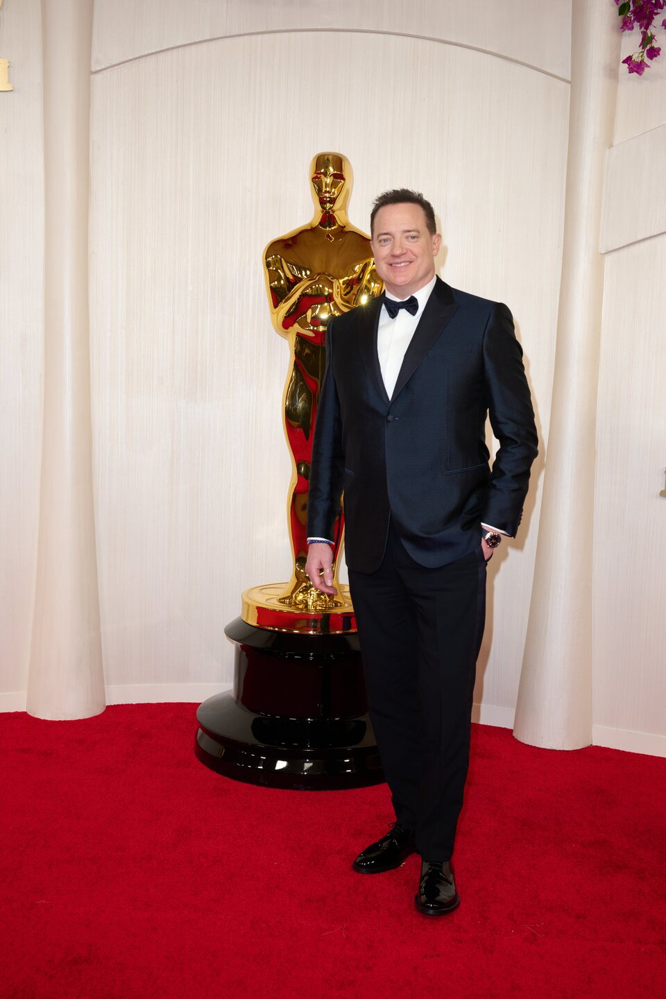 Brendan Fraser en la alfombra roja de los Oscar 2024