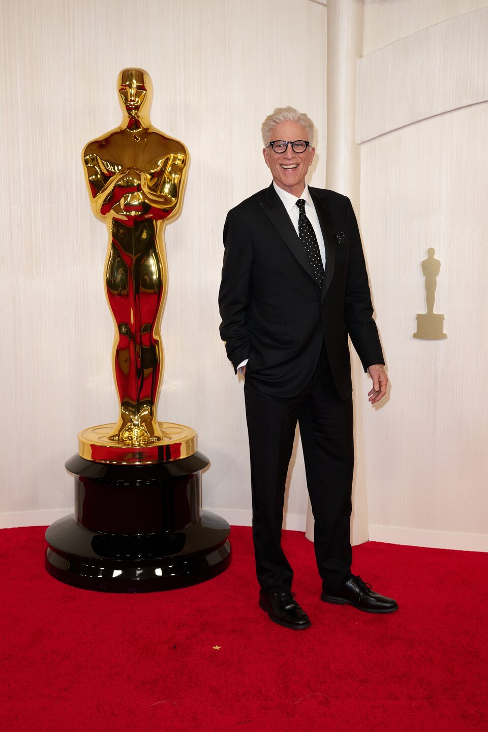 Ted Danson en la alfombra roja de los Oscar 2024