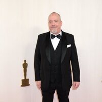 Paul Giamatti en la alfombra roja de los Oscar 2024