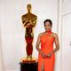 Regina King en la alfombra roja de los Oscar 2024