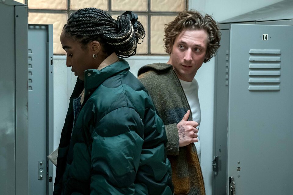 Ayo Edebiri y Jeremy Allen White en la segunda temporada de 'The Bear'