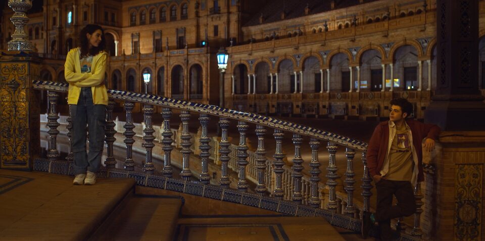 La clase continúa en la Plaza España de Sevilla