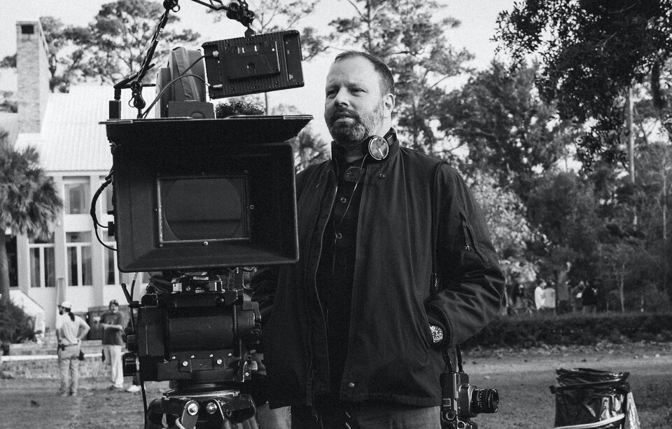 Yorgos Lanthimos en el rodaje de 'Kinds of Kindness'