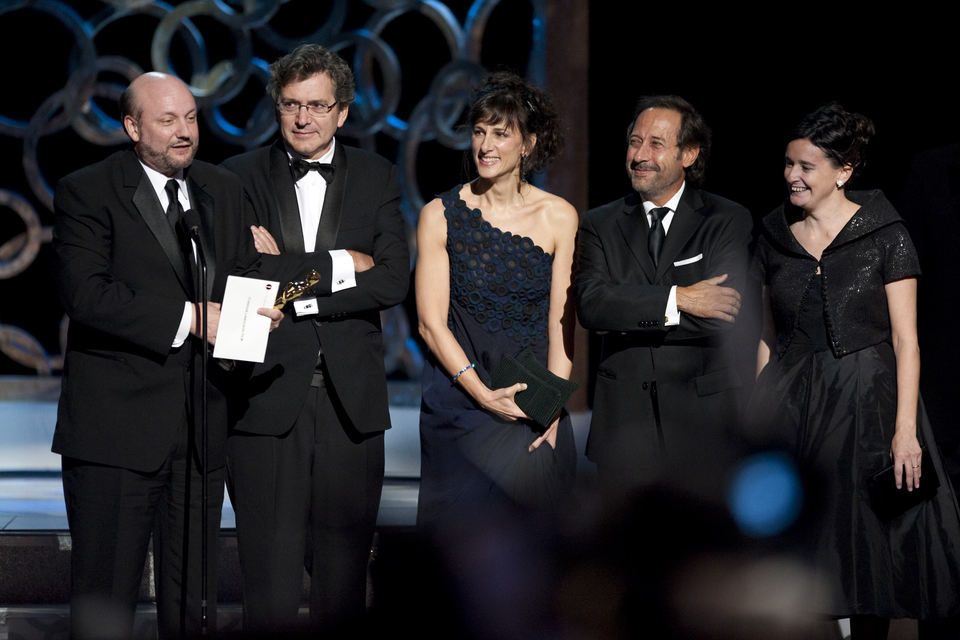 Juan Jose Campanella recibe el Oscar