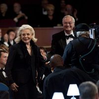 Lauren Bacall y Roger Corman en los Oscar 2010