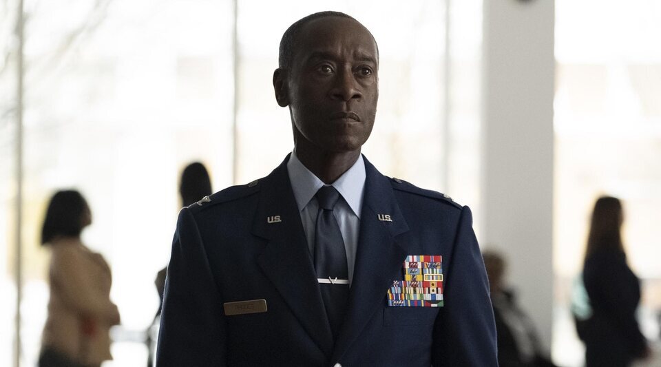 Don Cheadle como el coronel James Rhodes