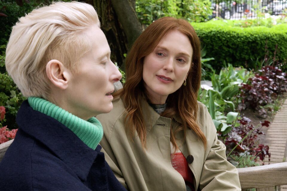 Tilda Swinton y Julianne Moore en 'La habitación de al lado'