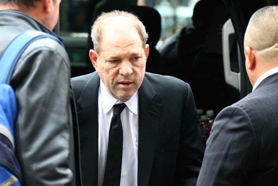 Harvey Weinstein acudiendo a uno de los juicios contra él en Nueva York