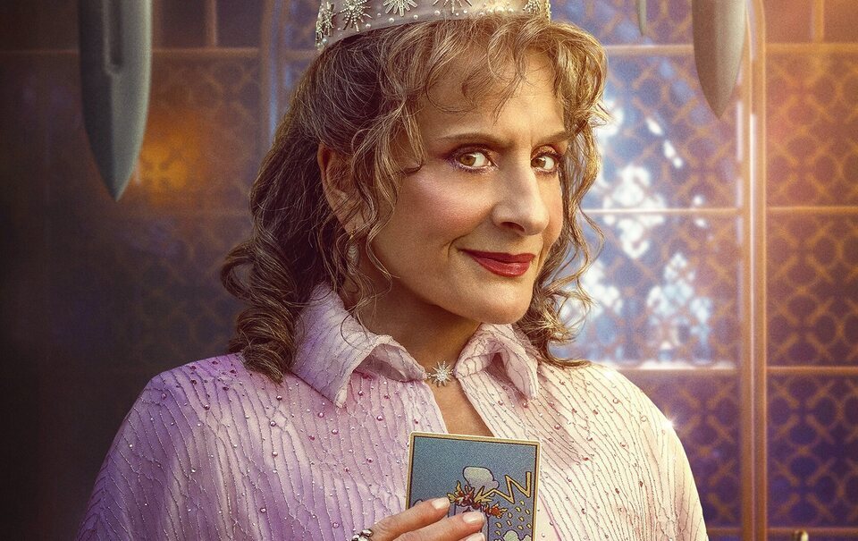 Lilia (Patti LuPone) es la protagonista del episodio 7