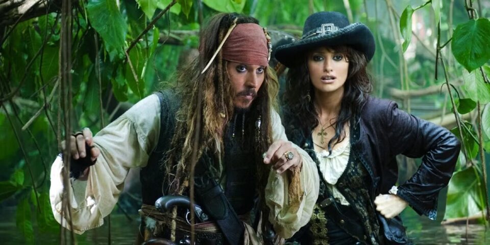 Johnny Depp y Penélope Cruz en 'Piratas del Caribe: En mareas misteriosas