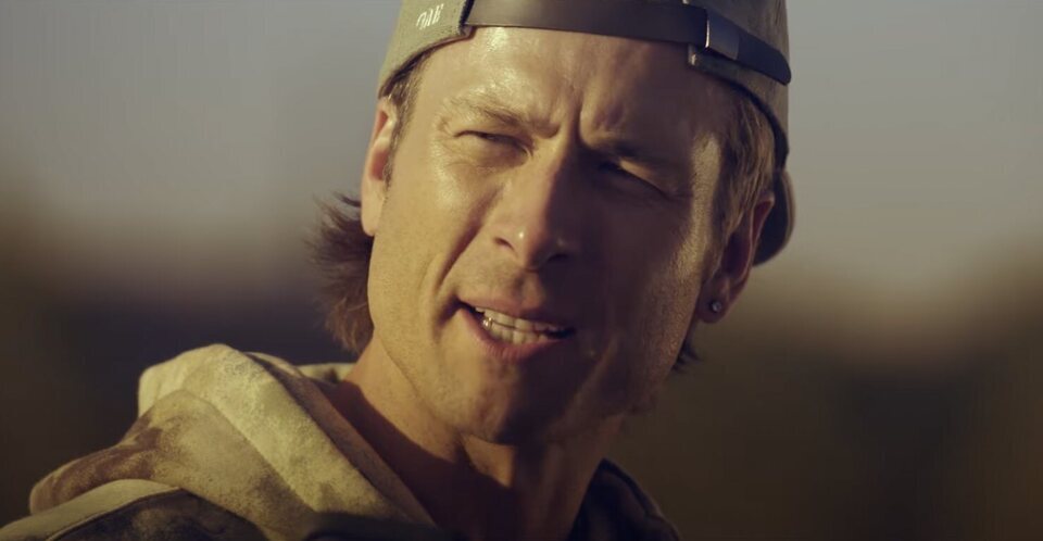 Glen Powell en 'Chad Powers'