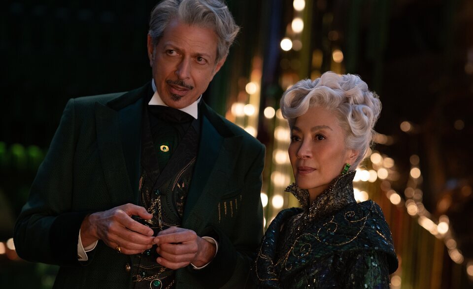 Jeff Goldblum y Michelle Yeoh en 'Wicked'