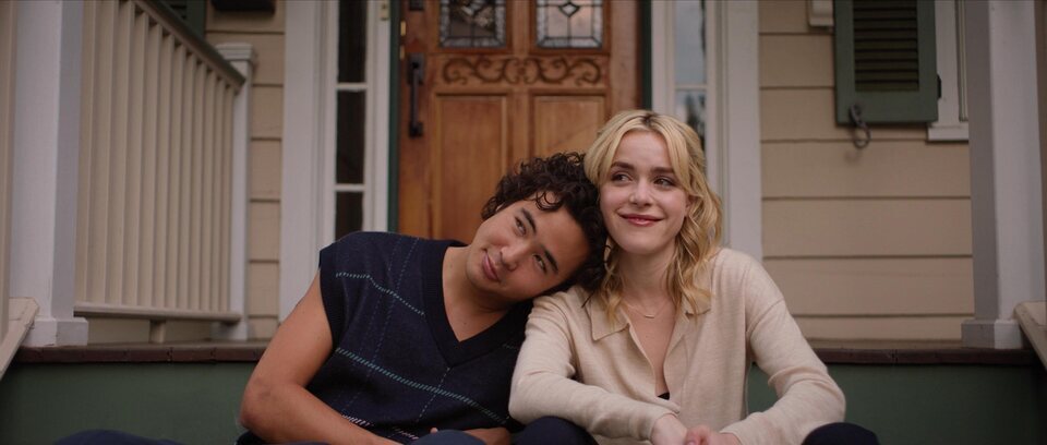 Nico Hiraga y Kiernan Shipka en 'Sweethearts'