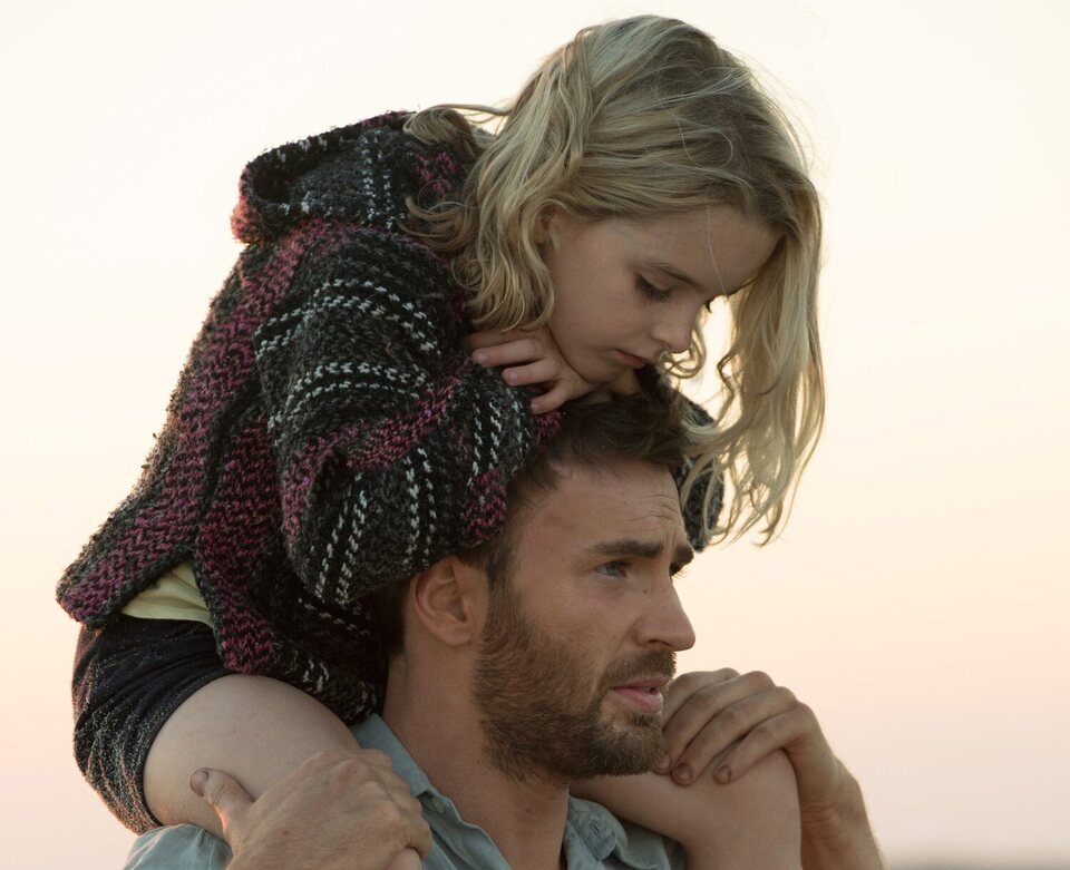 Mckenna Grace y Chris Evans en 'Un don excepcional'