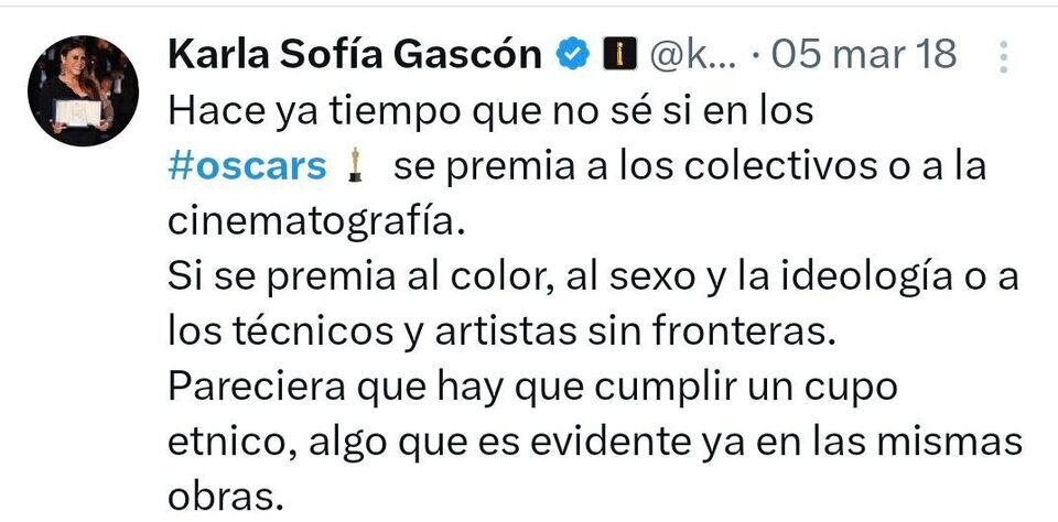 Tweets Karla Sofía Gascón