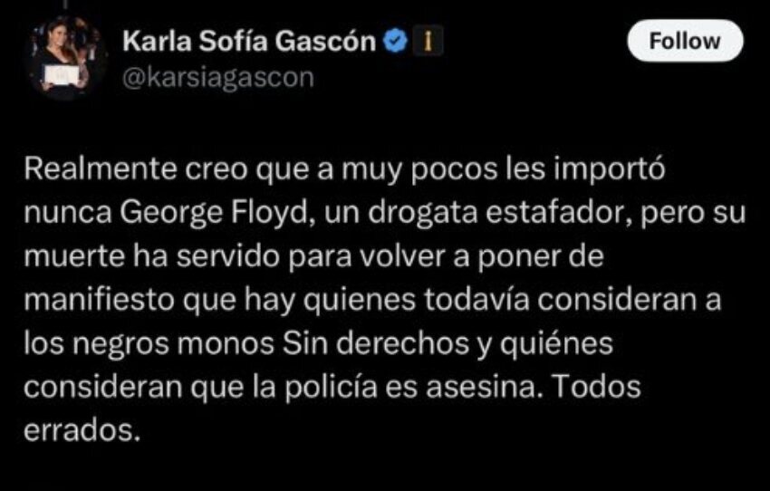 Tweets Karla Sofía Gascón