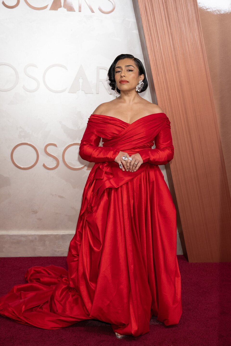 Adriana Paz en la alfombra roja de los Oscar 2025