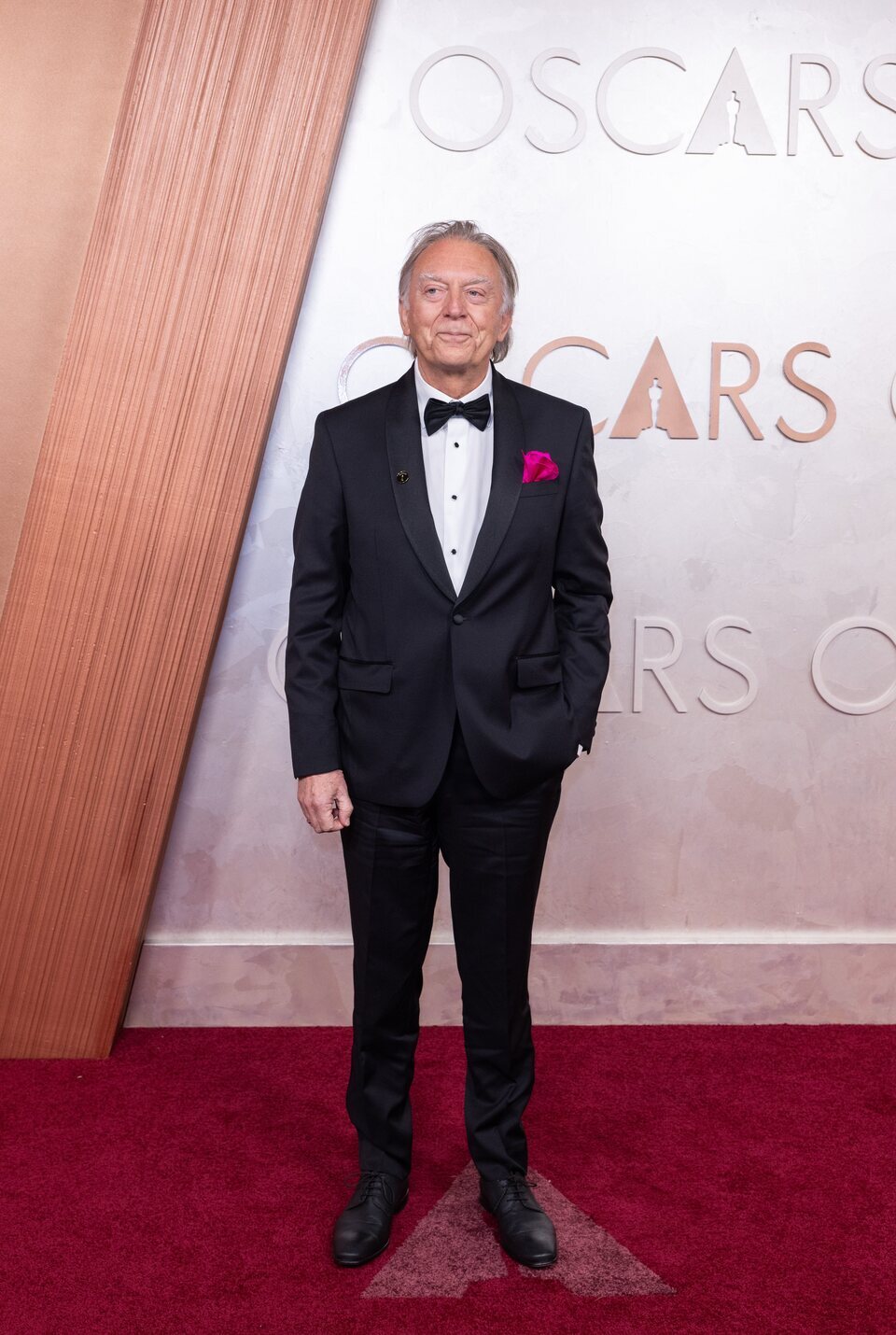 Andy Nelson en la alfombra roja de los Oscar 2025