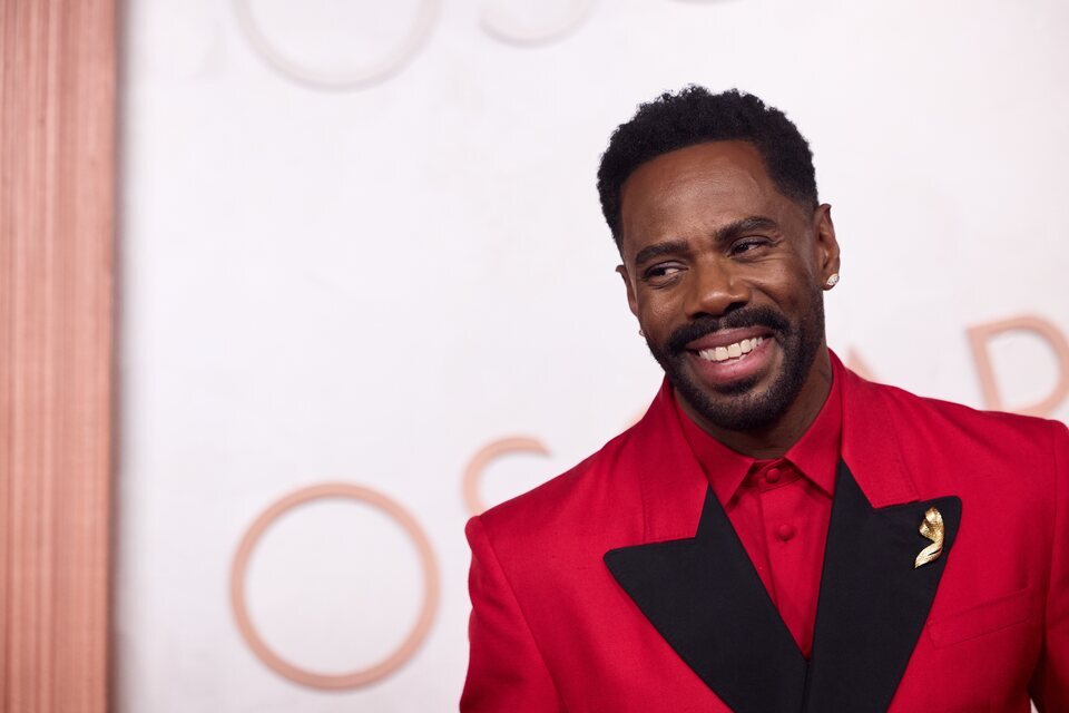 Colman Domingo en la alfombra roja de los Oscar 2025