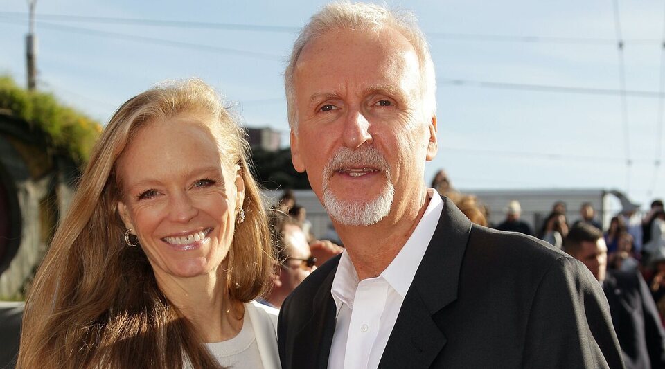 James Cameron junto a Suzy Amis, su mujer 