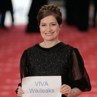 Assumpta Serna: Viva Wikileaks en los Goya 2011