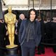 Russell Brand posa en la alfombra roja de los Oscar 2011