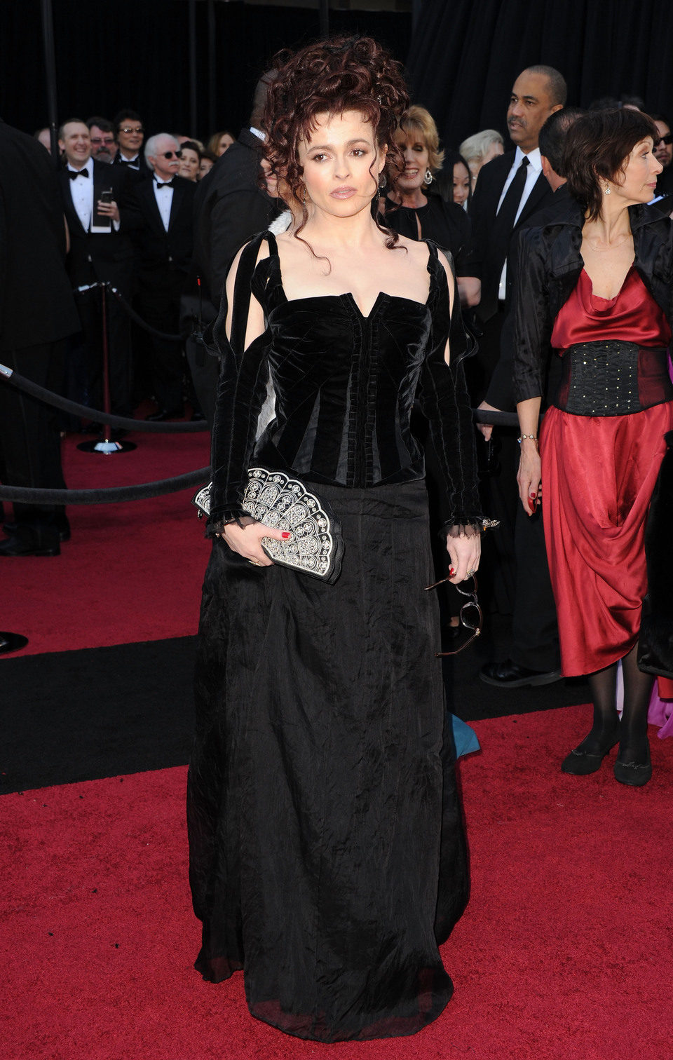 Helena Bonham Carter posa en los Oscar 2011 