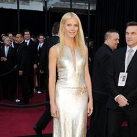 Gwyneth Paltrow posa en los Oscar 2011