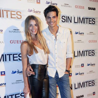 Javier de Miguel y Miriam Pérez asistieron a la Premiére de 'Sin Límites'