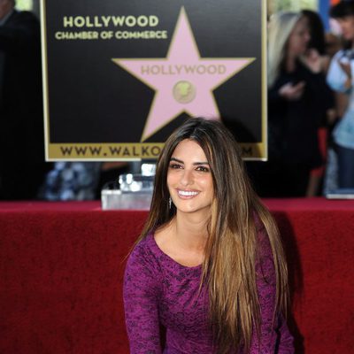 Penélope Cruz en su estrella en el Paseo de la Fama de Hollywood