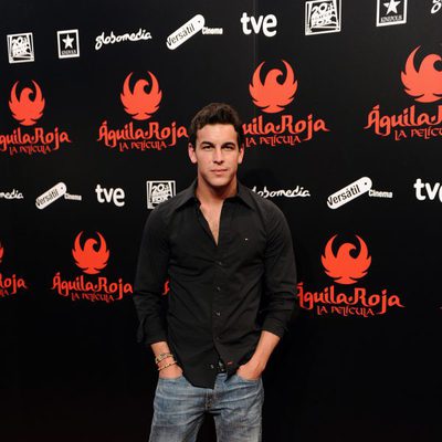 Mario Casas posa en la premiére de 'Águila Roja, la película'