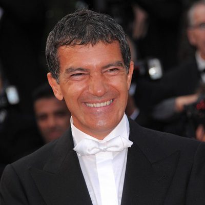 Antonio Banderas, sonriente en la alfombra roja de Cannes