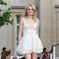 Evanna Lynch en la alfombra roja de 'Las reliquias de la muerte: Parte 2'