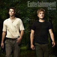 Liam Hemsworth y Josh Hutcherson en 'Los Juegos del Hambre'