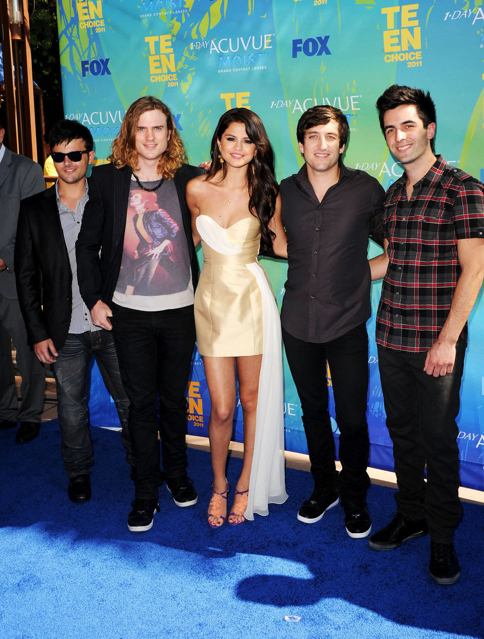 Selena Gomez & The Scene posan en los Teen Choice Awards 2011